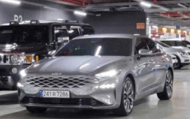 인천준중형차중고 K8 2.5 2WD 매물 사진 8 - 2023/03 64,928km